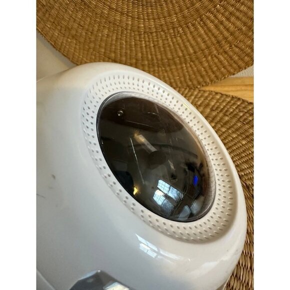 Sharper Image Virtual LED Space Pong - Picture 3 of 7